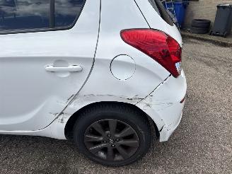 Hyundai I-20 1.2 HP i-Motion picture 15