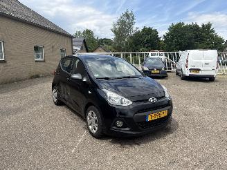 Damaged car Hyundai I-10 T-598-PJ 2014/5