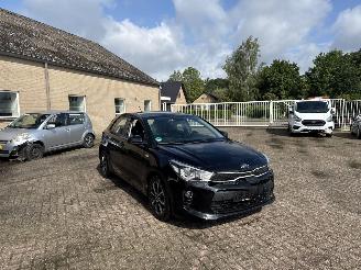 Vaurioauto  passenger cars Kia Rio 1.0 TGDI ComfortPlusLine Navigator REST BPM €400,-!!! 2018/3