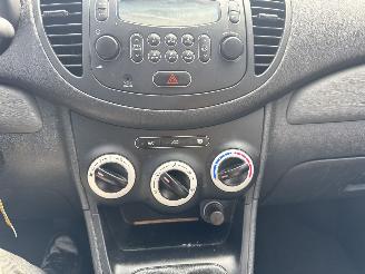 Hyundai I-10 1.1 Active Orange B. picture 18
