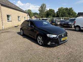 Unfallwagen Audi A3 SPORTBACK 30 TFSI Sport REST BPM €1200,-!!! 2019/3