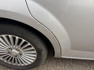 Ford Mondeo 2.0-16V Titanium picture 17