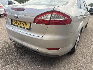 Ford Mondeo 2.0-16V Titanium picture 9