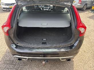 Volvo V-60 2.0T R-Design REST BPM €700,-!!! AUT picture 31