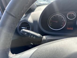 Opel Corsa 1.4-16V Anniversary Edition picture 18