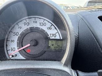 Toyota Aygo 1.0 VVT-i Aspiration AUTOMAAT picture 19
