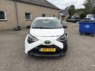 Toyota Aygo 1.0 VVT-i x picture 2