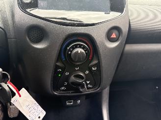 Toyota Aygo 1.0 VVT-i x picture 21