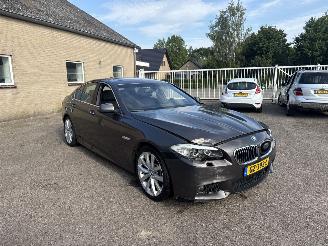Schadeauto BMW 5-serie 528xi High Executive Individual AUT REST BPM €400,-!!! 2013/5