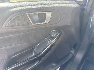 Ford Fiesta 1.0 Titanium picture 33