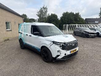 škoda osobní automobily Ford Transit E-Transit Courier Trend 44 kWh 2025/12