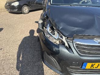 Peugeot 108 1.0 e-VTi Active WEINIG KILOMETERS picture 11