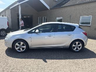 Opel Astra 1.4 Turbo Edition REST BPM €200,-!!! picture 4