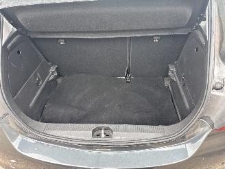 Opel Corsa 1.4 Edition picture 27