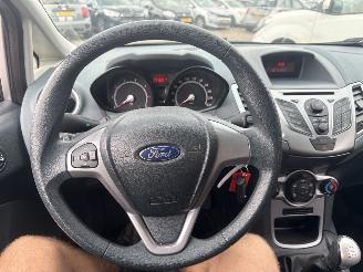 Ford Fiesta 1.25 Limited picture 16