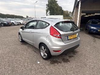 Ford Fiesta 1.25 Limited picture 5