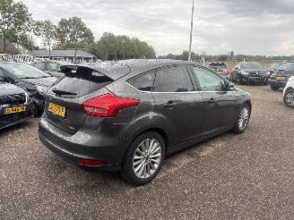 Ford Focus 1.0 Titanium REST BPM €400,-!!! picture 7