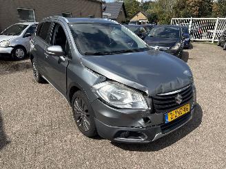 škoda osobní automobily Suzuki S-Cross SX4 S-cross AUT REST BPM €600,-!!! WEINIG KILOMETERS!!! 2015/2