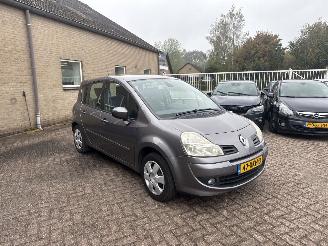 uszkodzony samochody osobowe Renault Modus 1.2 TCE Night & Day REST BPM €200,-!!! 2012/6