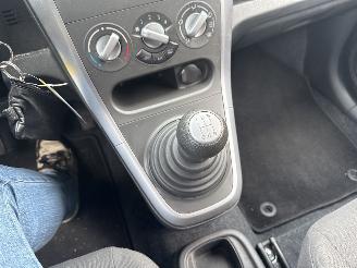 Suzuki Splash 1.0 VVT Exclusive WEINIG KILOMETERS picture 18