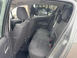 Suzuki Splash 1.0 VVT Exclusive WEINIG KILOMETERS picture 24