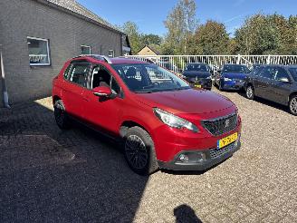 Auto incidentate Peugeot 2008 1.2 PureTech Blue Lion AUTOMAAT REST BPM €600,-!!! 2017/7