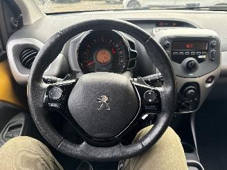 Peugeot 108 1.0 e-VTi Active AUTOMAAT REST BPM €300,-!!! picture 22