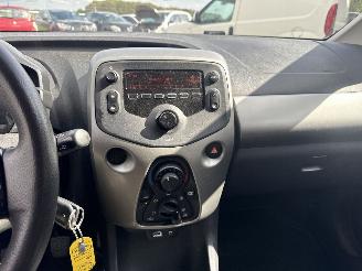Peugeot 108 1.0 e-VTi Active picture 20