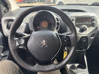 Peugeot 108 1.0 e-VTi Active picture 19
