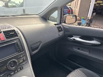 Toyota Auris 1.8 Full Hyb.Exe.Bns picture 21