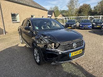 Unfallwagen Volkswagen T-Roc 1.5 TSI Sport DSG REST BPM €300,-!!! 2019/2