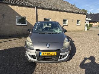 Renault Scenic 2.0 Bose AUTOMAAT REST BPM €400,-!!! picture 2