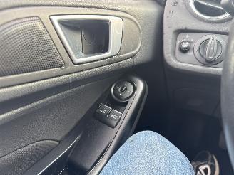 Ford Fiesta 1.25 picture 24