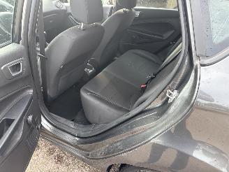 Ford Fiesta 1.25 picture 30