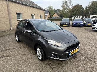 Damaged car Ford Fiesta 1.25 2016/2