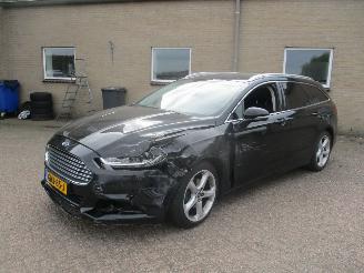 Ford Mondeo 2.0 Vignale AUTOMAAT picture 2