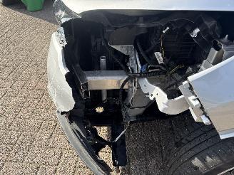 Renault Captur 1.2 TCe Expression picture 11