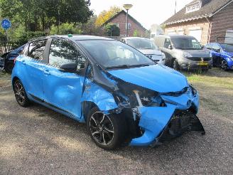 Schadeauto Toyota Yaris 1.5 Hybrid SkyBlue Edition AUT REST BPM €300,-!!! 2018/9