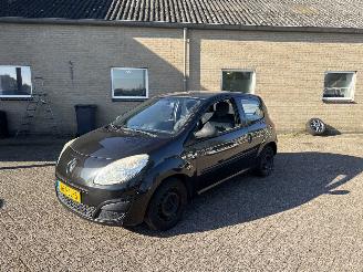 Renault Twingo 1.2 Authentique picture 3