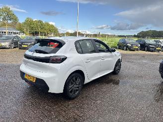 Peugeot 208 1.2 PT Allure Pack AUTOMAAT REST BPM €1400,-!!! picture 7