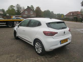 Renault Clio 1.0 TCe Bi-Fuel Intens picture 5