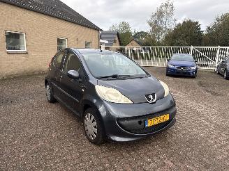 Schadeauto Peugeot 107 1.0-12V XS 2007/3
