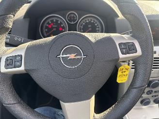 Opel Astra TWIN TOP 1.8 Cosmo WEINIG KILOMETERS picture 23