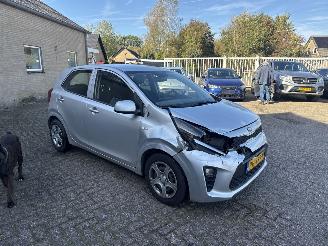 Damaged car Kia Picanto 1.0 CVVT Eco.PlusL REST BPM €300,-!!! 2017/7