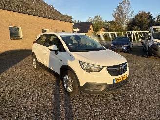 Schadeauto Opel Crossland X 1.2 Online Edition REST BPM €800,-!!! 2018/1