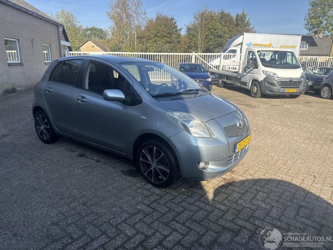 Toyota Yaris 1.3 VVTi Luna MMT AUTOMAAT AIRCO