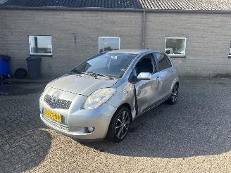 Toyota Yaris 1.3 VVTi Luna MMT AUTOMAAT AIRCO picture 3