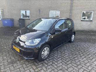 Volkswagen Up! 1.0 move up! Bluemotion picture 3