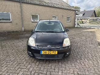 Ford Fiesta 1.3-8V Futura XL picture 2