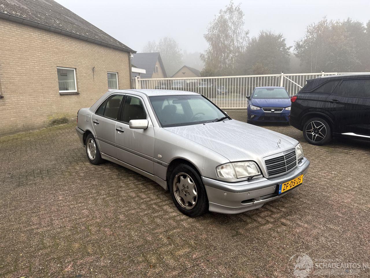 Mercedes C-klasse 240 Sport AUTOMAAT